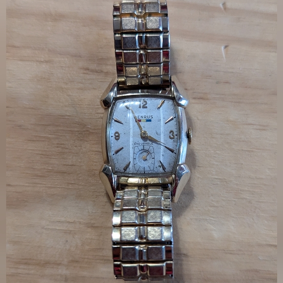 (936)Vintage Benrus 10K Gold Filled Tank style watch sub second Fancy lugs - Picture 10 of 10